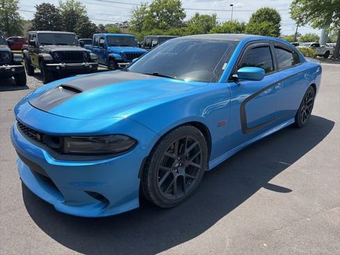 Used 2019 Dodge Charger Scat Pack w/ Plus Group image 7
