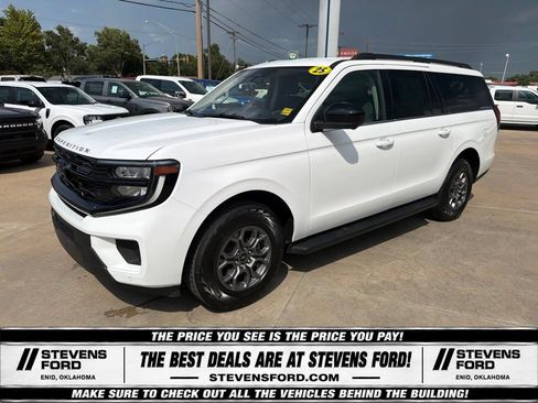 Used 2025 Ford Expedition Max Active AWD/4WD image 8