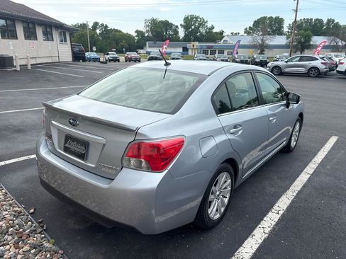 Used 2015 Subaru Impreza 2.0i Premium AWD/4WD image 3