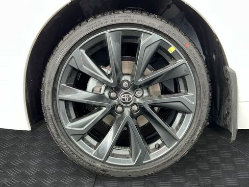 Used 2026 Toyota Corolla SE image 16