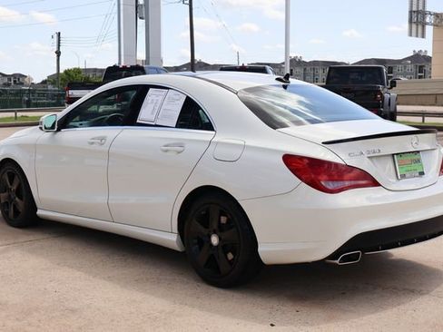 Used 2016 Mercedes-Benz CLA 250 4MATIC image 4