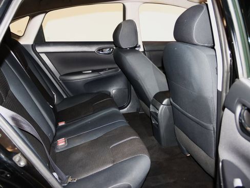 Used 2017 Nissan Sentra S image 54