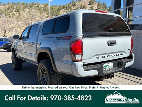Used 2019 Toyota Tacoma TRD Off-Road image 5