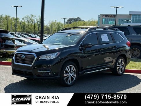 Used 2022 Subaru Ascent Limited w/ Technology Package AWD/4WD image 3