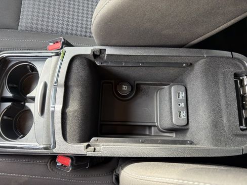 Used 2023 Dodge Charger SXT w/ Blacktop Package image 23