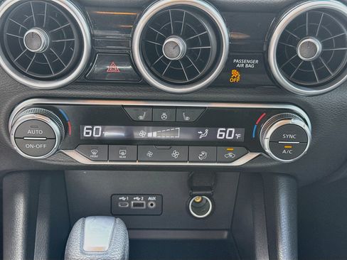 Used 2022 Nissan Sentra SV w/ All-Weather Package FWD image 12