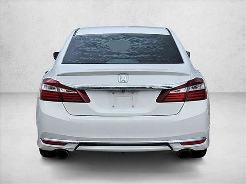 Used 2016 Honda Accord Sport image 6