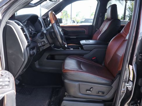 Used 2022 RAM 3500 Limited image 19