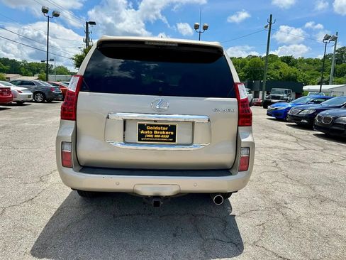 Used 2011 Lexus GX 460 Premium AWD/4WD image 4