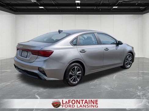 Used 2024 Kia Forte LXS FWD image 5
