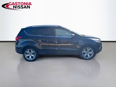 Used 2019 Ford Escape Titanium w/ U9j03 - Titanium Tow Package image 10