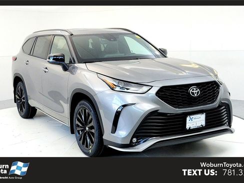New 2026 Toyota Highlander XSE image 1