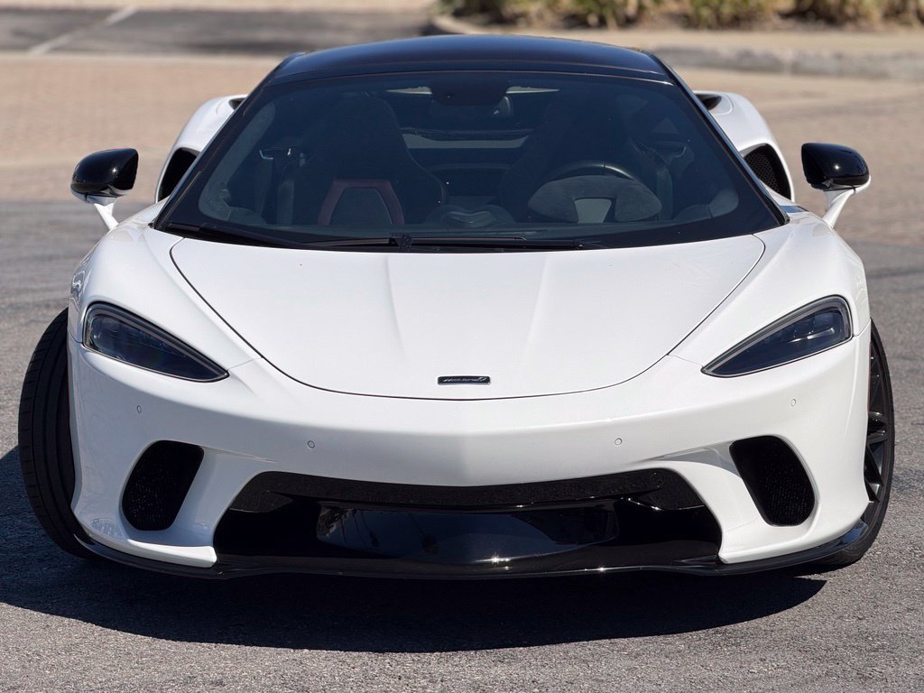 Used 2022 McLaren GT RWD image 2