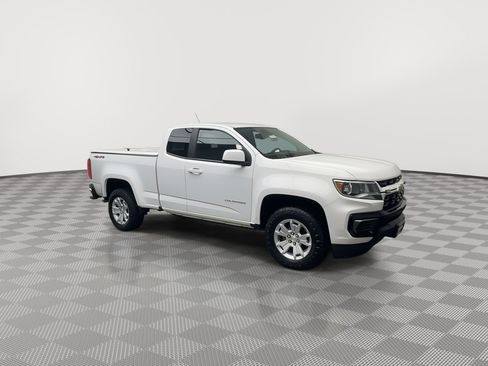 Used 2021 Chevrolet Colorado LT w/ Fleet Safety Package image 34