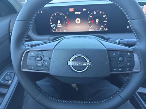 New 2026 Nissan Sentra SV w/ SV Convenience Package FWD image 8