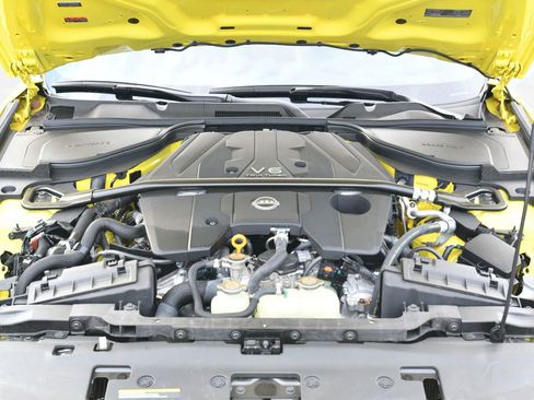 Used 2023 Nissan Z w/ Floor Mat Package (L93) RWD image 19