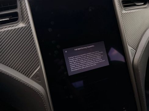 Used 2020 Tesla Model S Long Range AWD/4WD image 43