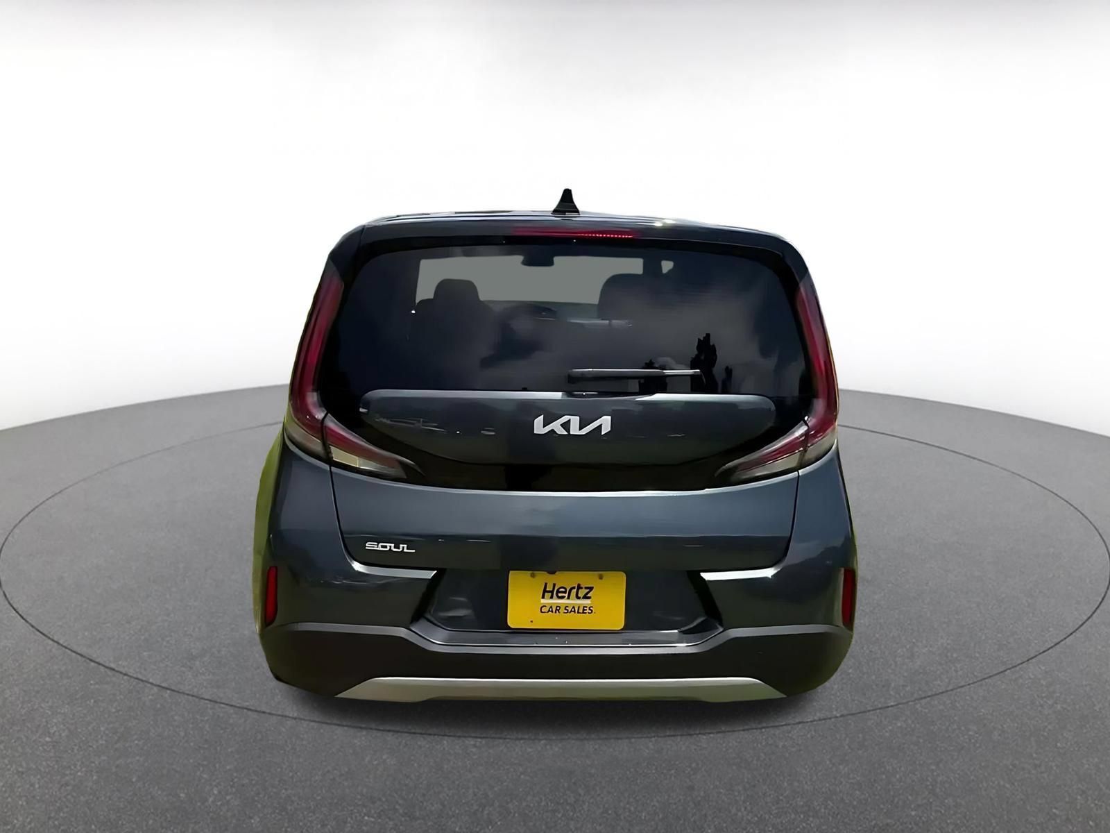 Used 2025 Kia Soul LX w/ LX Technology Package FWD image 12