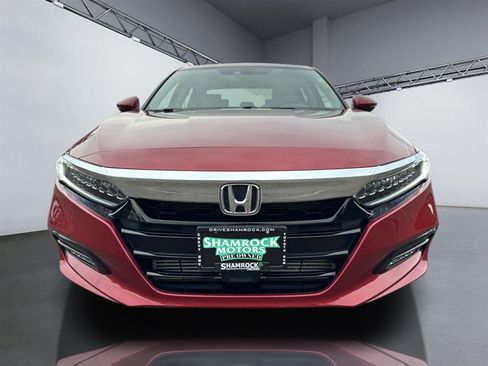 Used 2018 Honda Accord Touring image 9