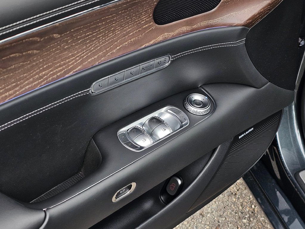 Certified 2023 Genesis G90 3.5T AWD/4WD image 36