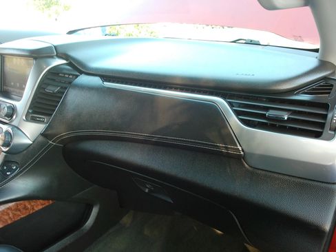 Used 2015 Chevrolet Tahoe LTZ RWD image 45