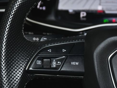 Used 2022 Audi SQ8 Premium Plus w/ Executive Package image 49