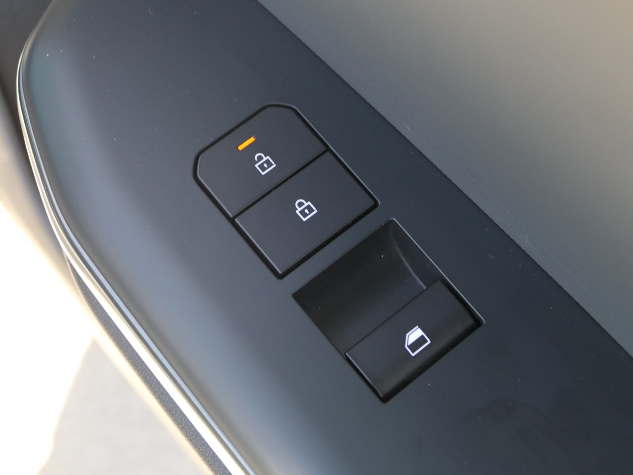 Used 2025 Kia K4 FWD image 24