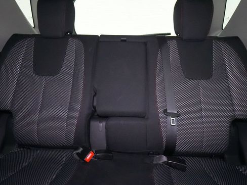 Used 2016 Chevrolet Equinox LT w/ Convenience Package FWD image 17