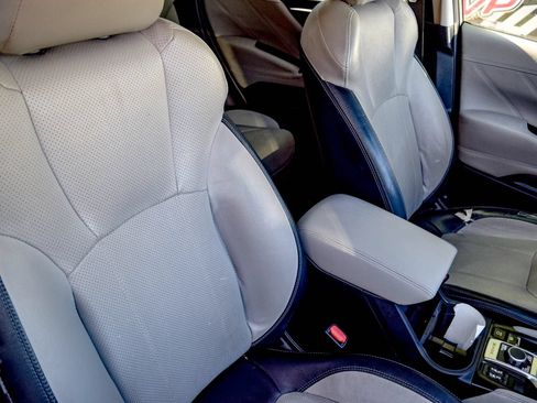 Used 2019 Subaru Forester Limited AWD/4WD image 11