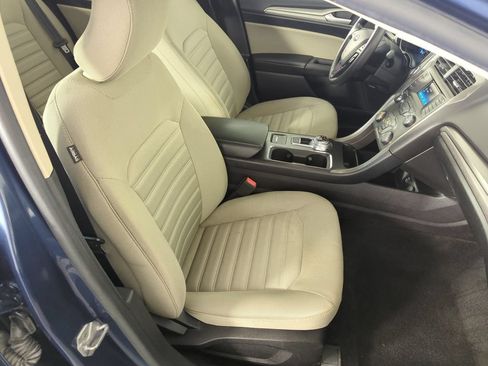 Used 2019 Ford Fusion S FWD image 33