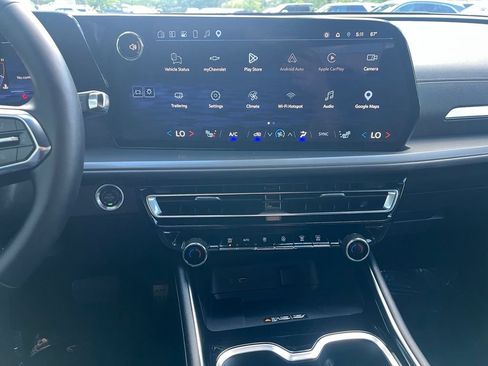 Used 2026 Chevrolet Traverse LT AWD/4WD image 29