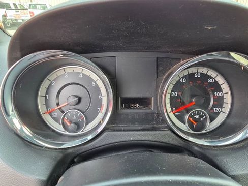 Used 2018 Dodge Grand Caravan SXT FWD image 7