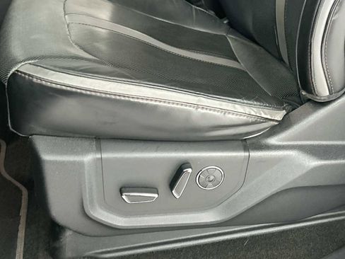 Used 2018 Ford F250 Platinum w/ Platinum Ultimate Package image 14