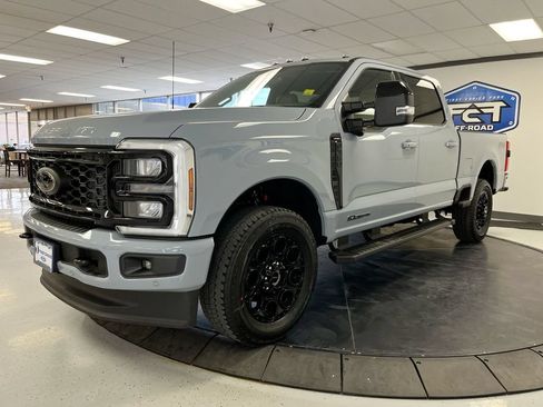 New 2026 Ford F350 Lariat w/ Black Appearance Package AWD/4WD image 4