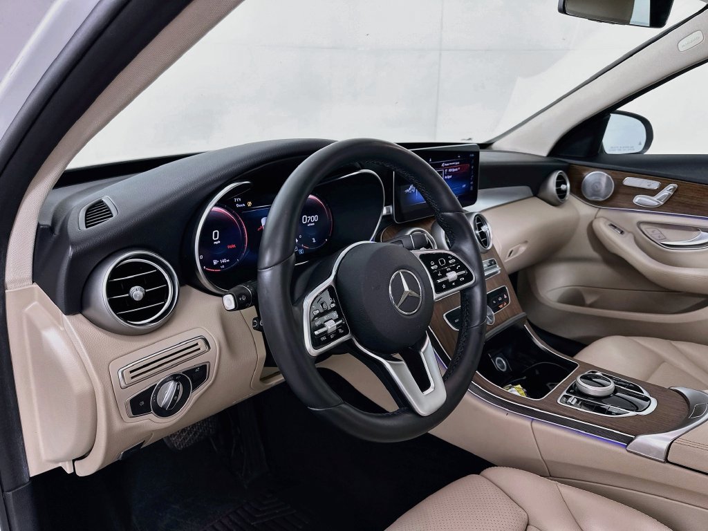 Used 2021 Mercedes-Benz C 300 4MATIC Sedan image 9