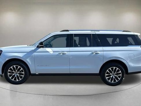 Certified 2025 Ford Expedition Max Platinum AWD/4WD image 5