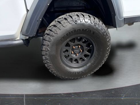 Used 2021 Jeep Gladiator Sport AWD/4WD image 12