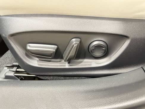 New 2026 Toyota Prius XLE image 15