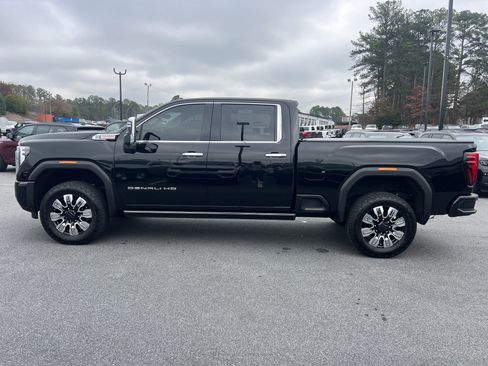 Used 2024 GMC Sierra 2500 Denali w/ Denali Reserve Package image 7
