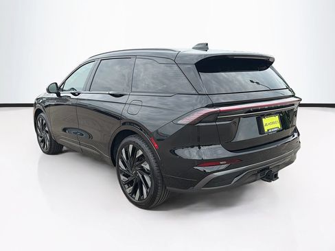 New 2026 Lincoln Nautilus Reserve w/ Jet Appearance Package AWD/4WD image 7