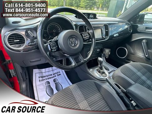 Used 2015 Volkswagen Beetle R-Line FWD image 11
