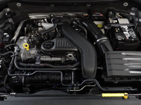 New 2026 Volkswagen Taos SEL image 23