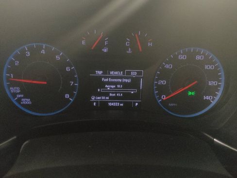 Used 2018 Chevrolet Equinox LT FWD image 23