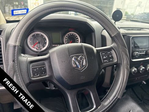 Used 2020 RAM 1500 Tradesman w/ Chrome Appearance Group image 9