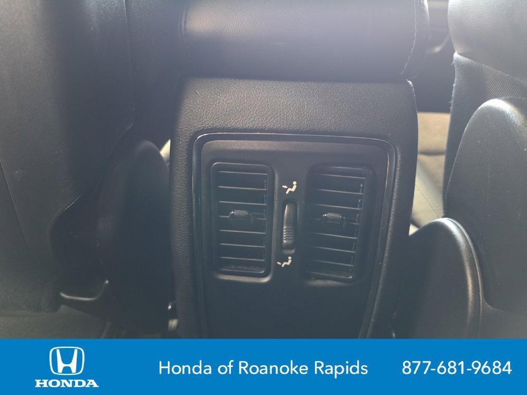 Used 2020 Jeep Grand Cherokee Laredo w/ Laredo X Package RWD image 29