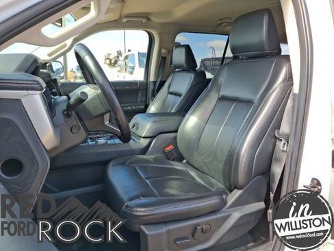 Used 2024 Ford Expedition XLT AWD/4WD image 15