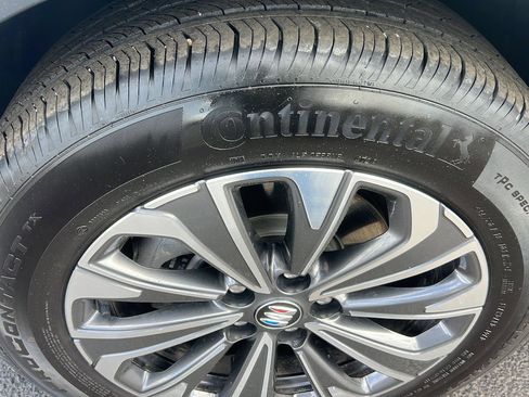 Used 2025 Buick Envision Preferred AWD/4WD image 30