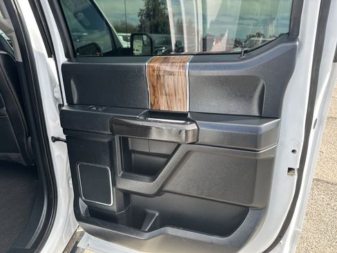 Used 2019 Ford F150 Lariat w/ FX4 Off-Road Package image 23