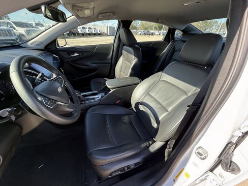 Used 2024 Chevrolet Malibu LT image 26