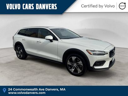 Used 2025 Volvo V60 B5 Cross Country Plus